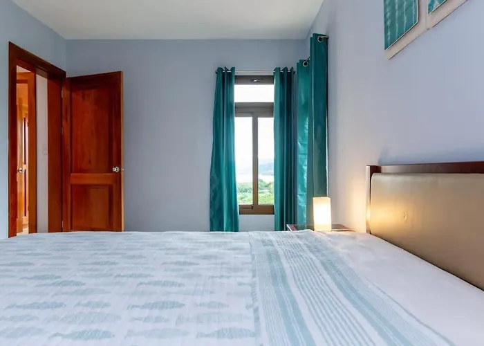 2-bd With Ocean-view Terrace And Pool Holiday home Playa Flamingo